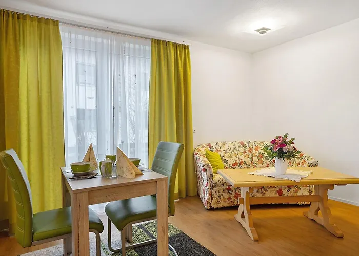 Am Wiesenweg Apartment Mauerstetten