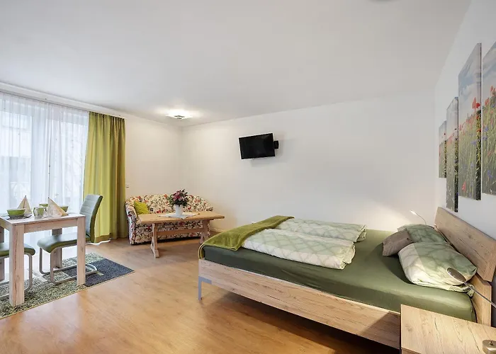 Apartment Am Wiesenweg Mauerstetten